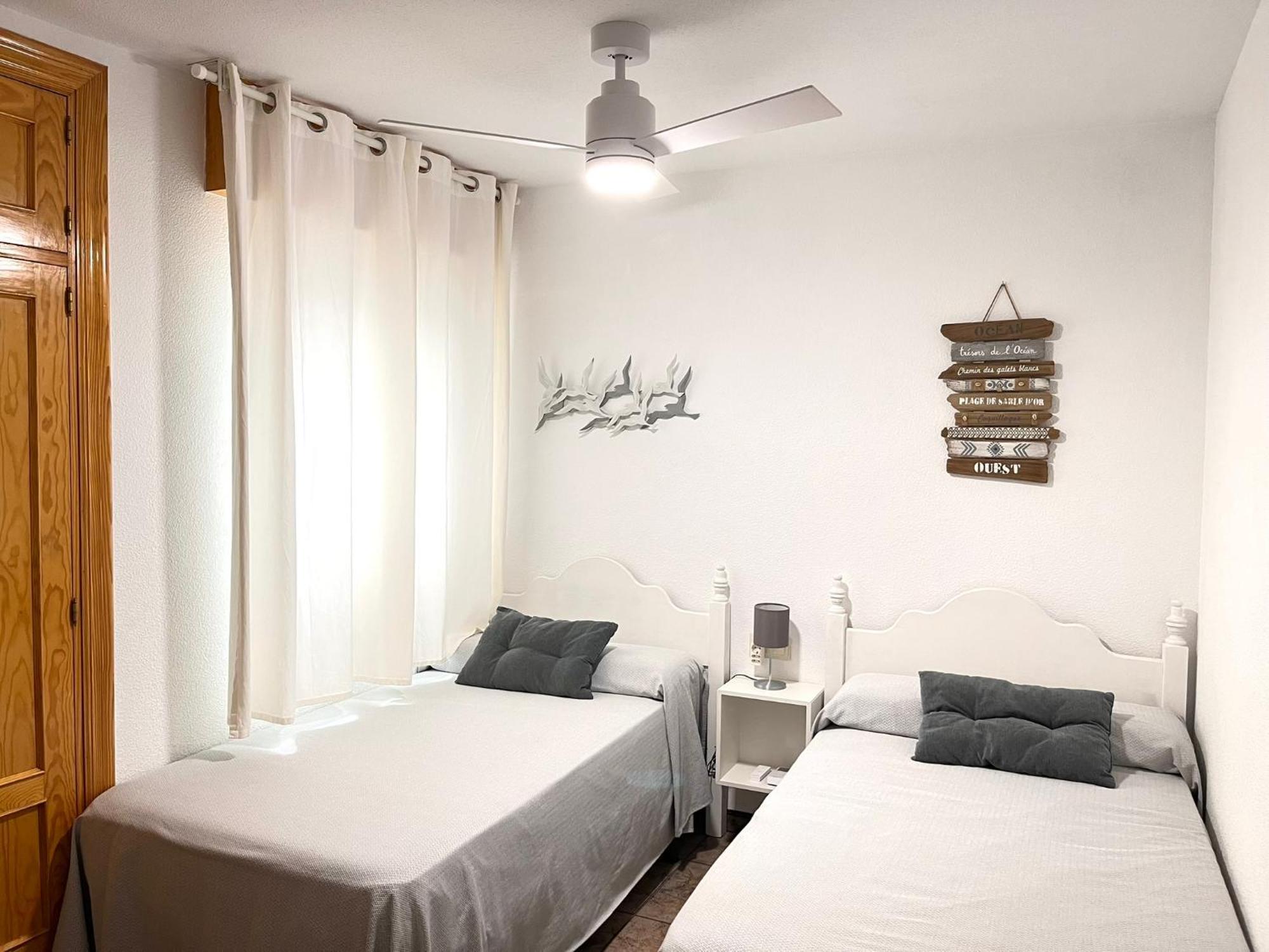 El Cachalote Feliz Apartment La Rabita  Ngoại thất bức ảnh